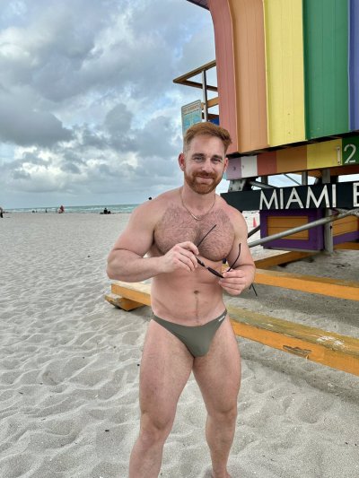 Watch Jonasjacksonxxx's leaked NSFW photo on TwXstars