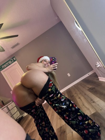 Watch Carmen Caliente's leaked NSFW photo on TwXstars