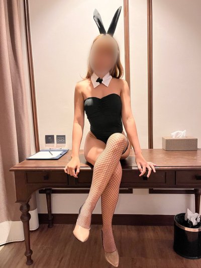 Watch Hot Nurse💉🩸's leaked NSFW photo on TwXstars