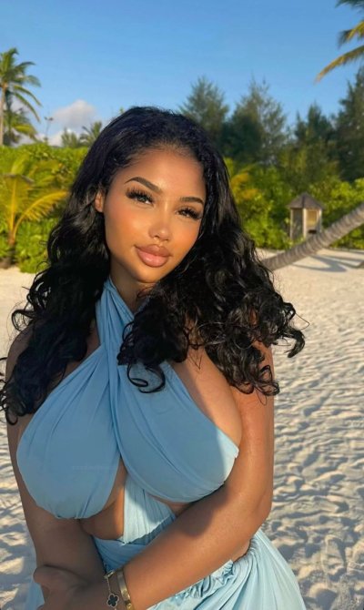 Watch 💕's leaked NSFW photo on TwXstars