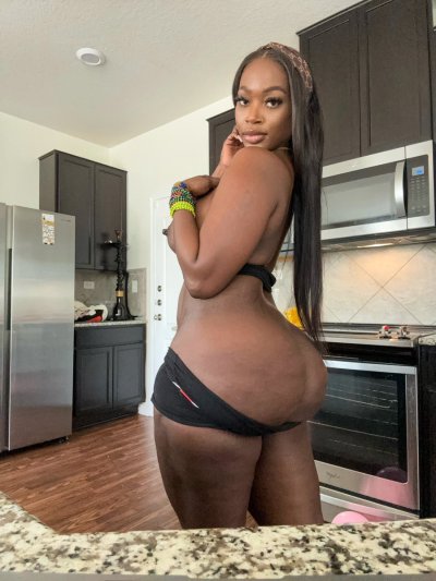 Watch TheTeresaLavae's leaked NSFW photo on TwXstars