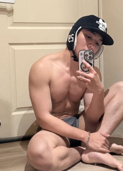Watch BlackPeachBoy 黑桃洨男孩's leaked NSFW photo on TwXstars