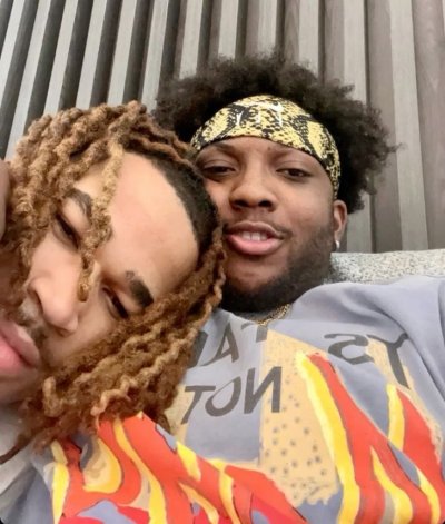 Watch RageUpdates (fb?)'s leaked NSFW photo on TwXstars