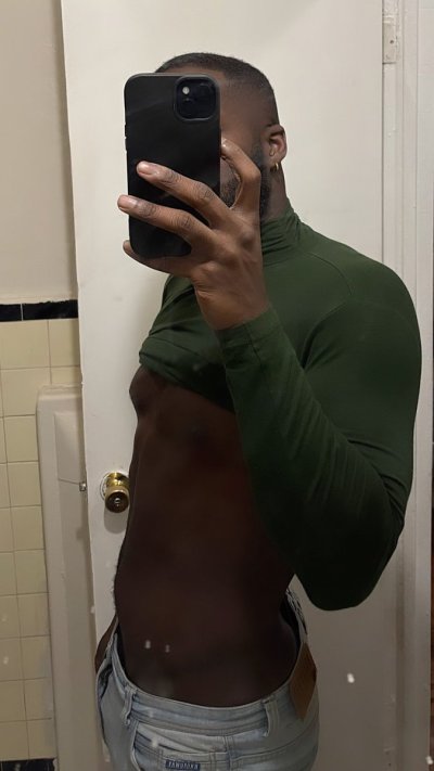 Watch Acey Forger 🔎's leaked NSFW photo on TwXstars