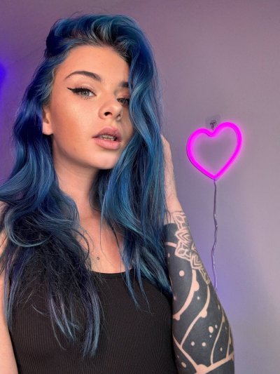 Watch Kuroha Suicide's leaked NSFW photo on TwXstars