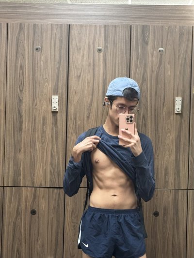 Watch OnlyVani 🪩's leaked NSFW photo on TwXstars