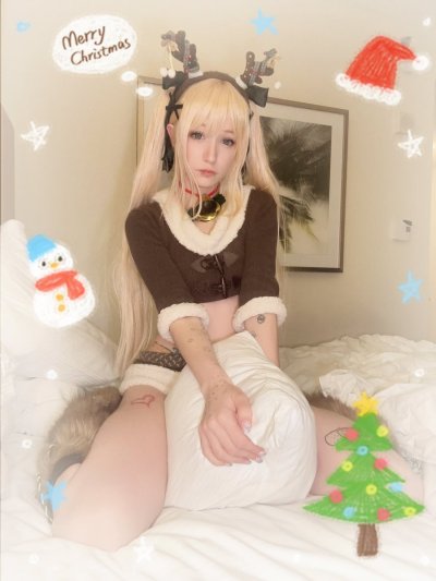 Watch sminky's leaked NSFW photo on TwXstars