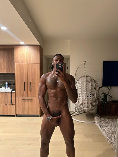 Watch Hello Fresh's leaked NSFW photo on TwXstars