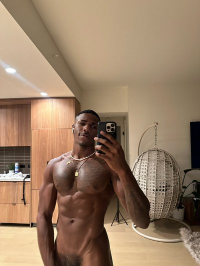 Watch Hello Fresh's leaked NSFW photo on TwXstars