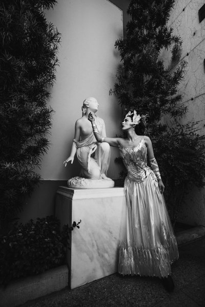 Watch Nicole Vaunt's leaked NSFW photo on TwXstars