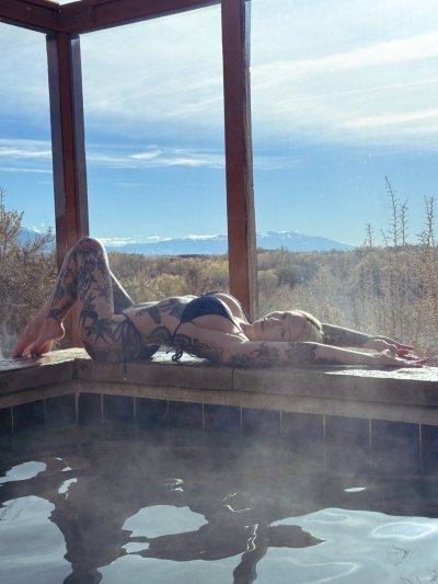 Watch Bailey Holmquist's leaked NSFW photo on TwXstars