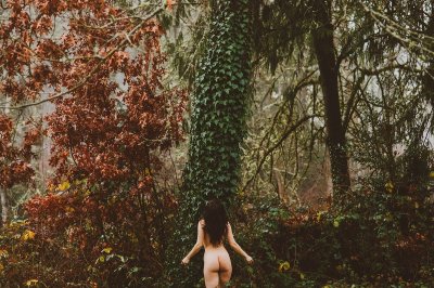 Watch Nicole Vaunt's leaked NSFW photo on TwXstars