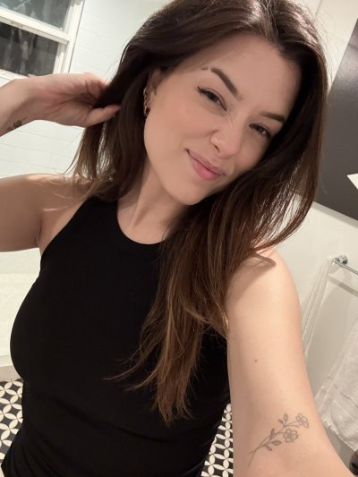 Watch Lauren Summer's leaked NSFW photo on TwXstars