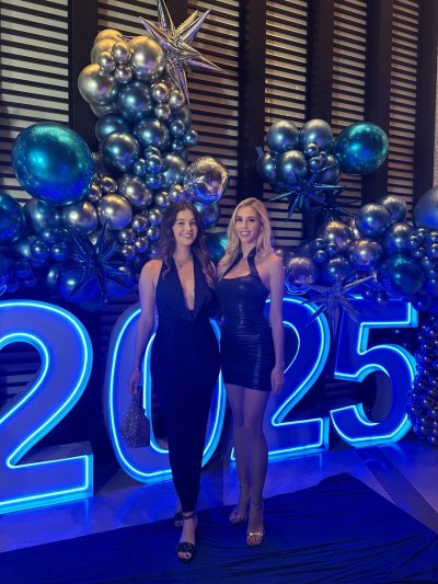 Watch Bri Teresi's leaked NSFW photo on TwXstars