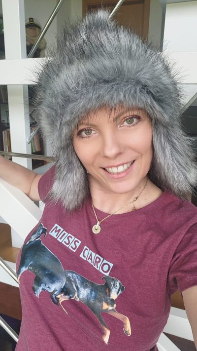 Watch Caroline Tosca's leaked NSFW photo on TwXstars