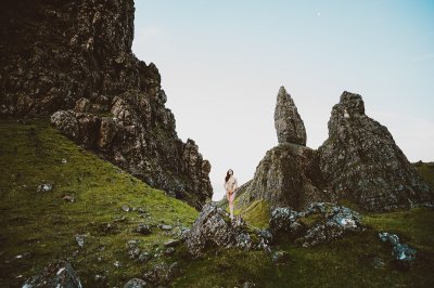 Watch Nicole Vaunt's leaked NSFW photo on TwXstars