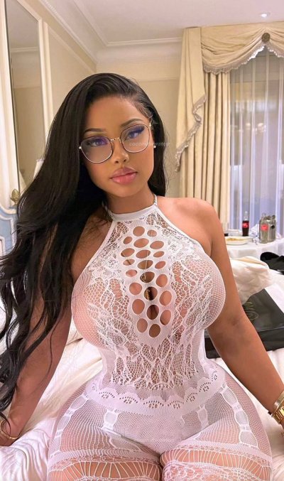 Watch 💕's leaked NSFW photo on TwXstars