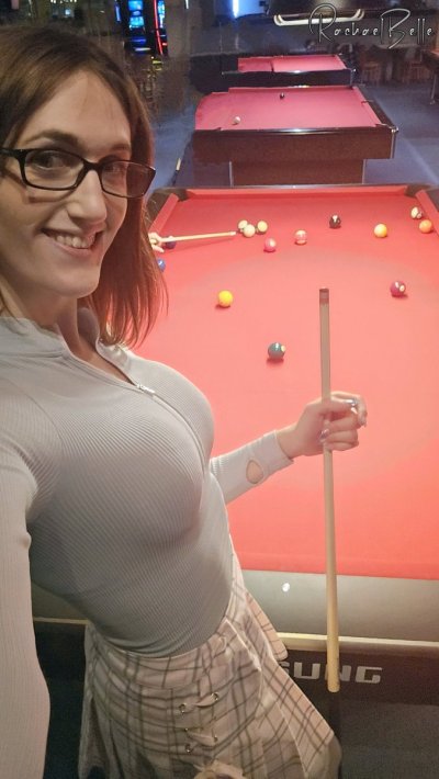 Watch Rachael Belle's leaked NSFW photo on TwXstars