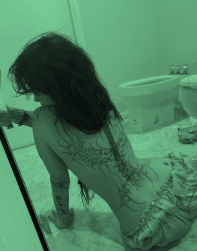 Watch zombrii 🤍's leaked NSFW photo on TwXstars