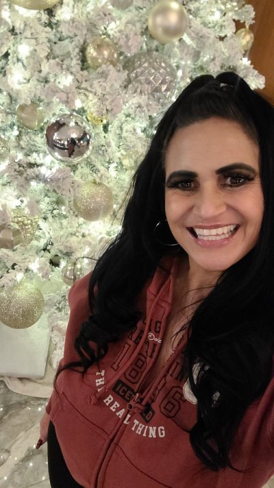 Watch Kailani Kai ❤️'s leaked NSFW photo on TwXstars