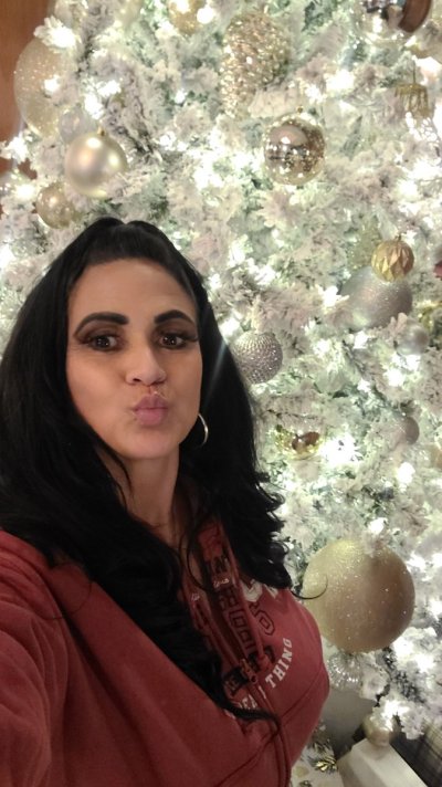 Watch Kailani Kai ❤️'s leaked NSFW photo on TwXstars