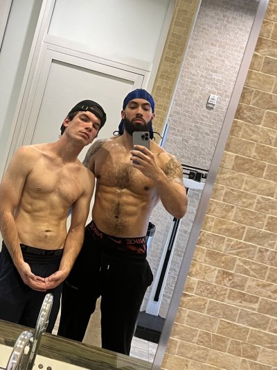 Watch King James 👑's leaked NSFW photo on TwXstars