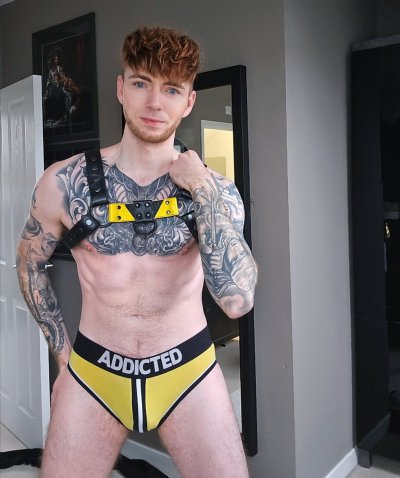 Watch James Hinchliffe's leaked NSFW photo on TwXstars