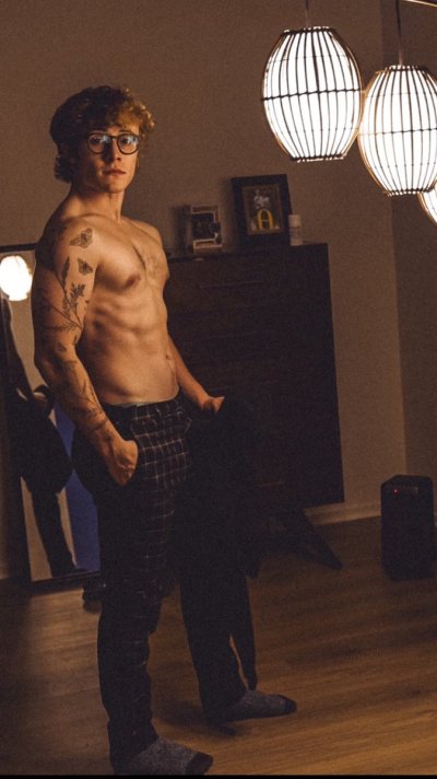 Watch Anubace's leaked NSFW photo on TwXstars