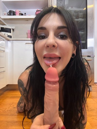 Watch Joanna Angel's leaked NSFW photo on TwXstars