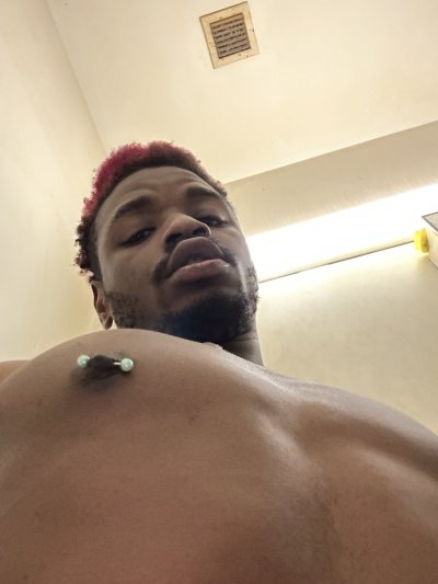 Watch Heru~Ra_A 🌕☀️💕👨🏾‍❤️‍💋‍👨🏿✨🌙's leaked NSFW photo on TwXstars