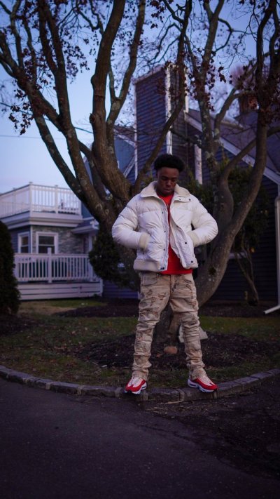 Watch Mystery Benjamin 🤧's leaked NSFW photo on TwXstars