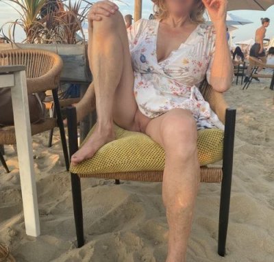 Watch Hendebeng Beach🏝️☀️'s leaked NSFW photo on TwXstars