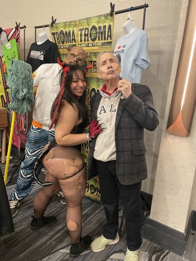 Watch Nixlynka the Succubus's leaked NSFW photo on TwXstars