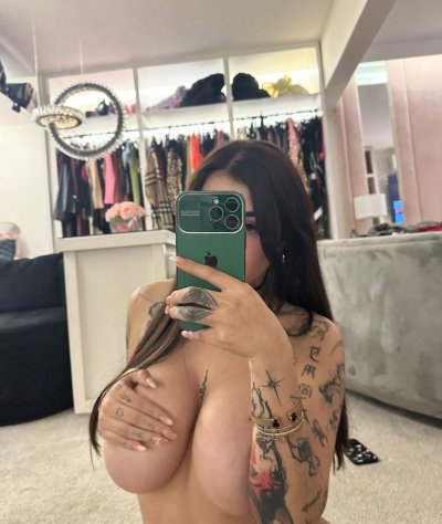 Watch Karely Ruiz's leaked NSFW photo on TwXstars