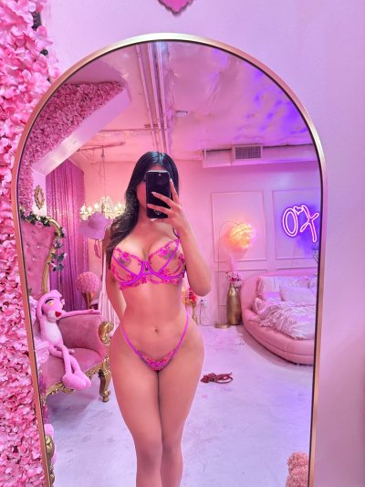 Watch avocado thottie's leaked NSFW photo on TwXstars