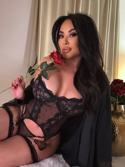 Watch Kaylani Lei's leaked NSFW photo on TwXstars