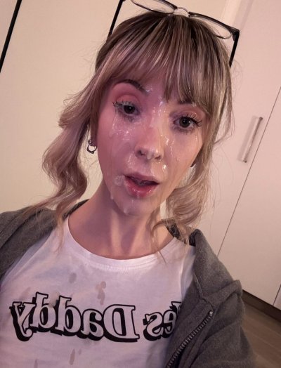 Watch Jade Vow's leaked NSFW photo on TwXstars