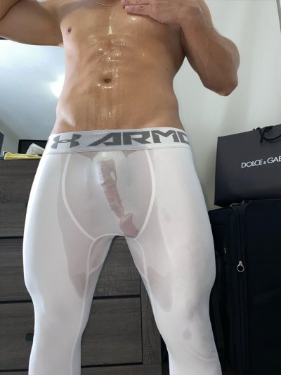 Watch Rene Gonzalez Byken's leaked NSFW photo on TwXstars