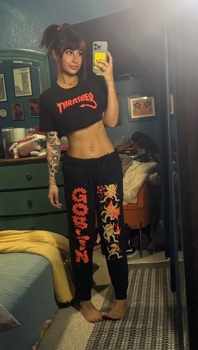 Watch Lauren Hunt's leaked NSFW photo on TwXstars