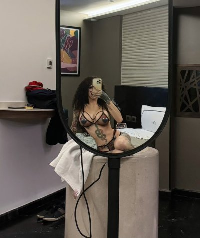 Watch Kɪᴛᴢɪᴀ Sᴜᴀʀᴇᴢ's leaked NSFW photo on TwXstars