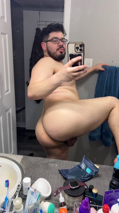 Watch callmebabyboi's leaked NSFW photo on TwXstars