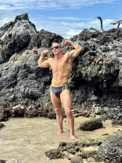 Watch Brody Biggs 🇨🇦's leaked NSFW photo on TwXstars