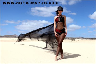 Watch Hotkinkyjo.xxx's leaked NSFW photo on TwXstars