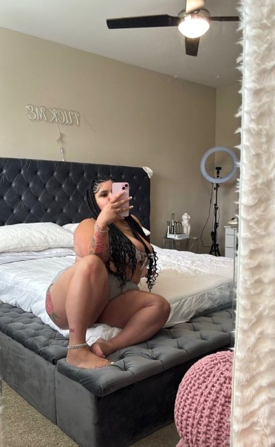 Watch SLUTMEOUT🫦's leaked NSFW photo on TwXstars