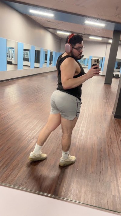 Watch callmebabyboi's leaked NSFW photo on TwXstars