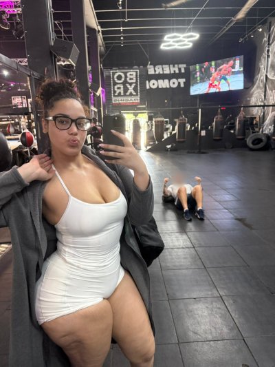 Watch Gem Jewels's leaked NSFW photo on TwXstars