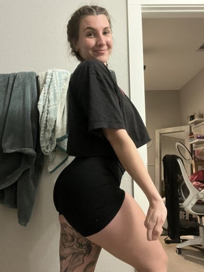 Watch Celia Steele's leaked NSFW photo on TwXstars