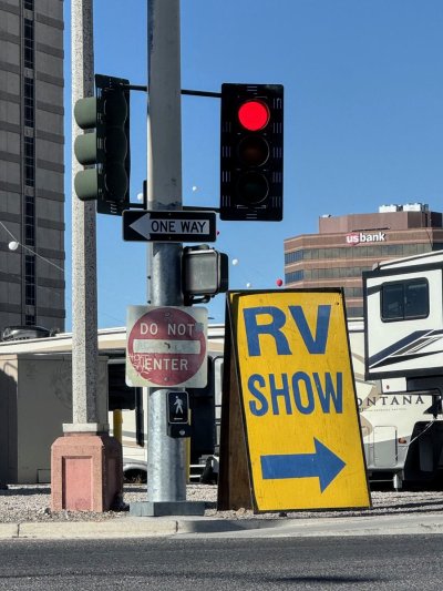 Watch Las Vegas Locally 🌴's leaked NSFW photo on TwXstars