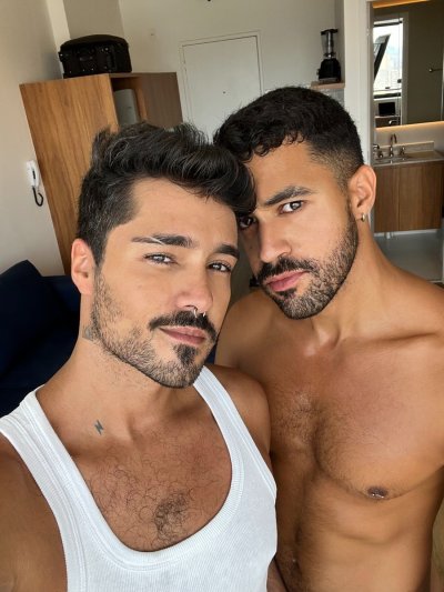 Watch VICTOR's leaked NSFW photo on TwXstars