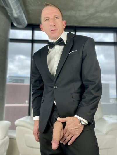 Watch Brody Biggs 🇨🇦's leaked NSFW photo on TwXstars